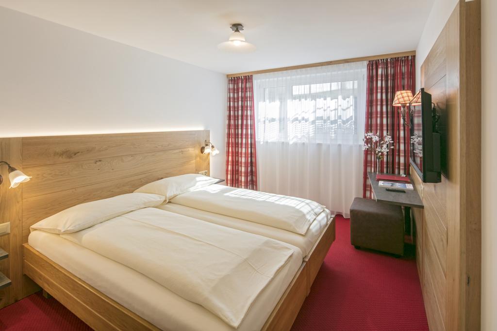 Annex Antika Hotell Zermatt Eksteriør bilde