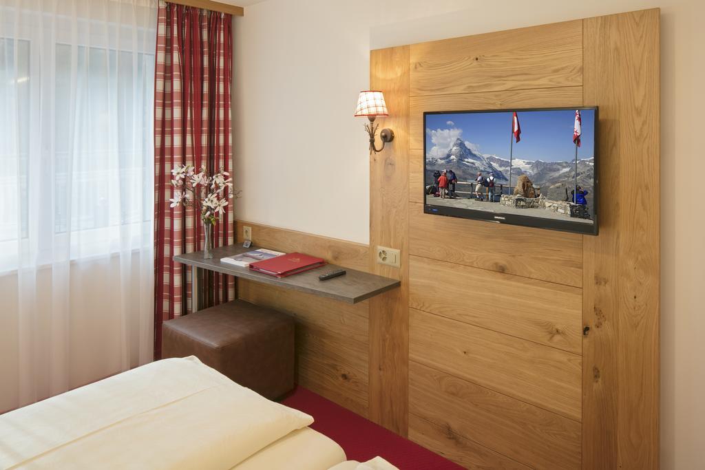 Annex Antika Hotell Zermatt Eksteriør bilde